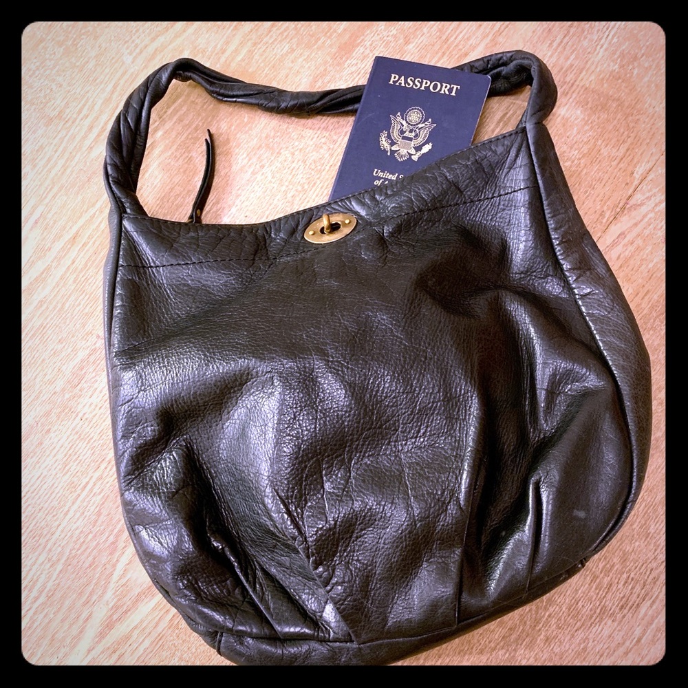 J. CREW GUC Black leather slouchy shoulder bag